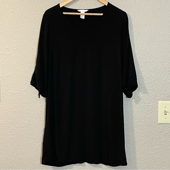 H&M 3/4 tie sleeve, tunic dress. V-neck, mid length. Women’s size 10 - Picture 2 of 6